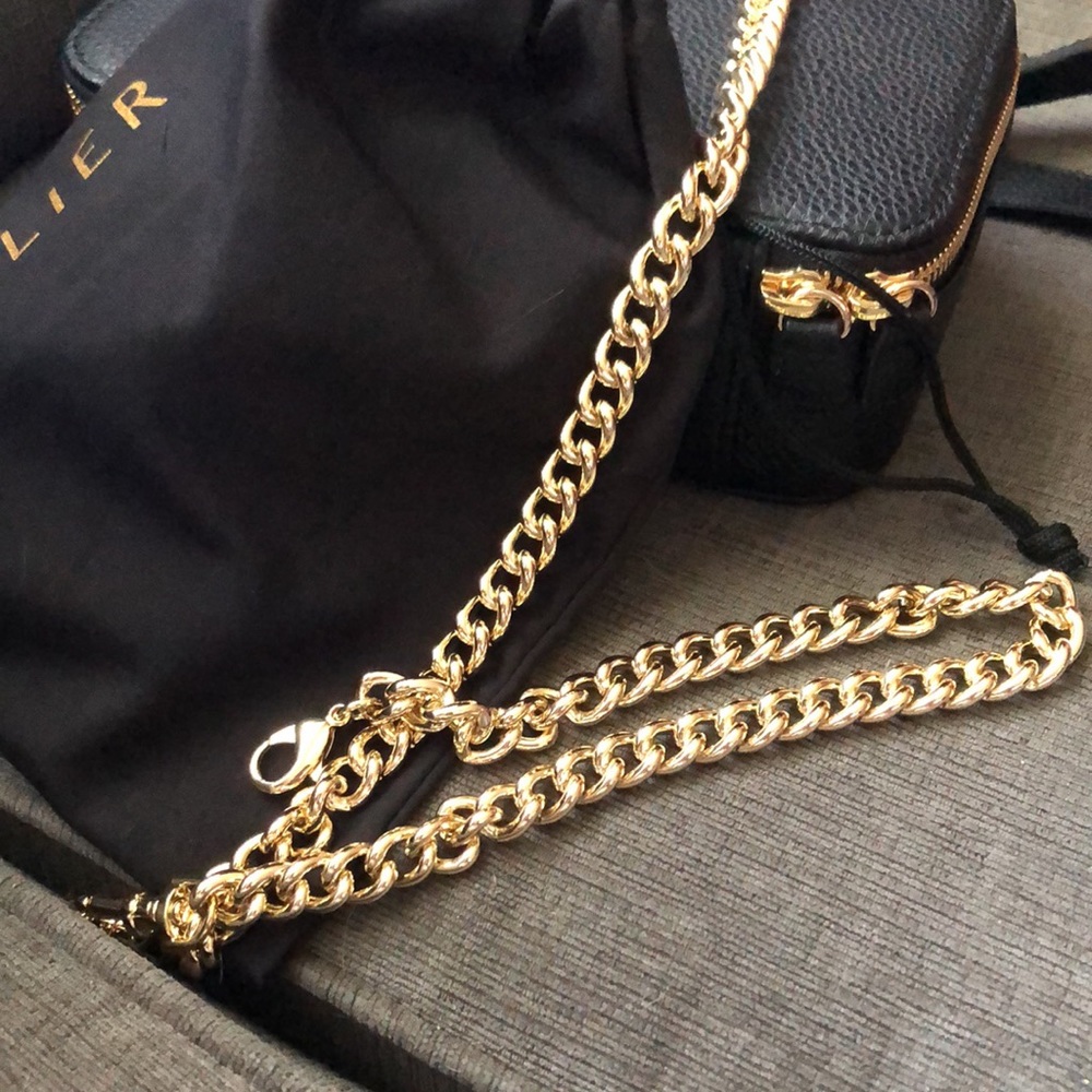One gold Wristlet for bandolier phone case quantity: 1